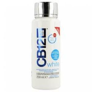 CB12 White Bain de bouche 250ml